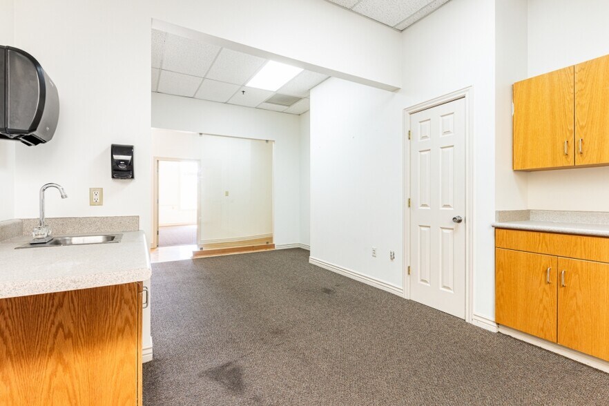 More Photos Of 55-65 N University Ave, Provo Office For Lease