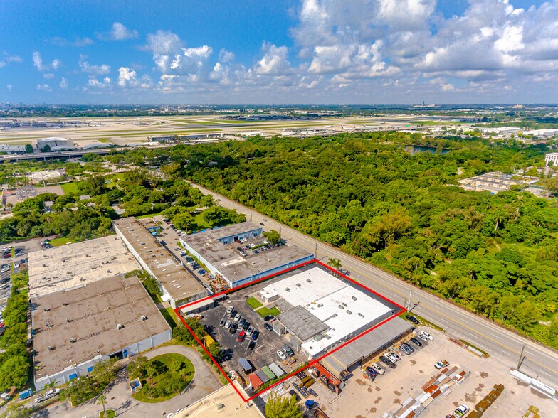 More Photos Of 3000 SW 4th Ave, Fort Lauderdale Warehouse For Lease