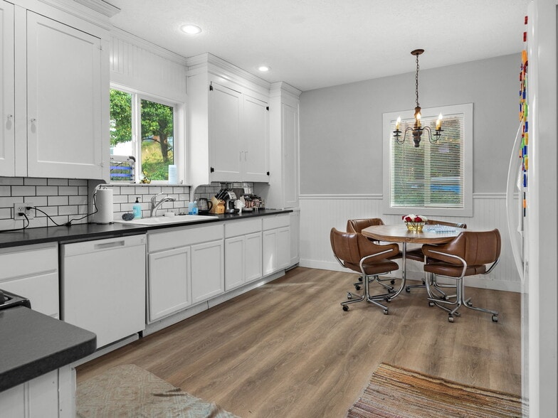 More Photos Of 175 W Bond St, Astoria Storefront Retail Residential For Sale