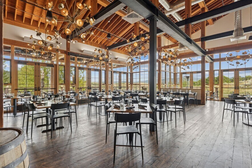 More Photos Of 27649 Old Lincoln Highway, Wanship Freestanding For Sale