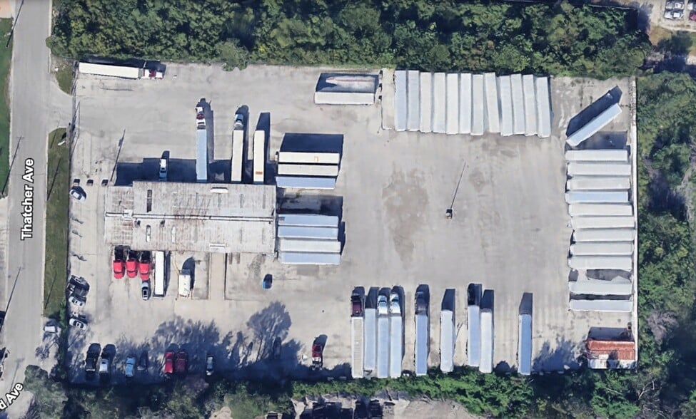 More Photos Of 510 Thatcher St, Saint Louis Truck Terminal For Sale