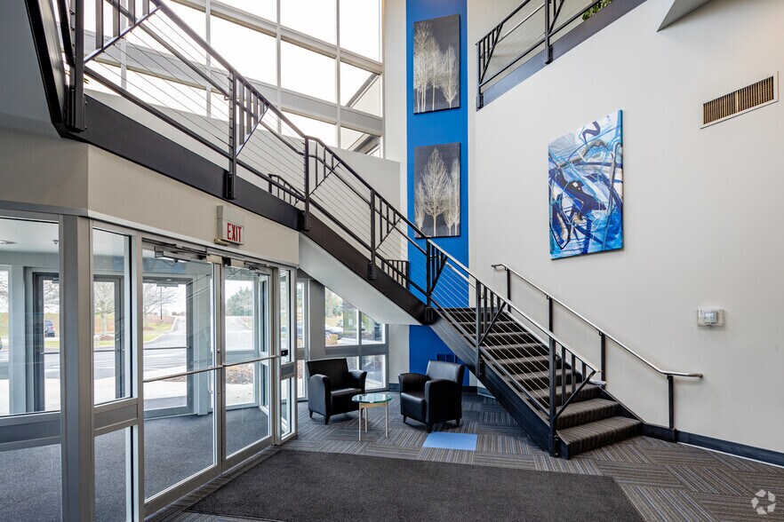 More Photos Of 333 Technology Dr, Canonsburg Office For Lease