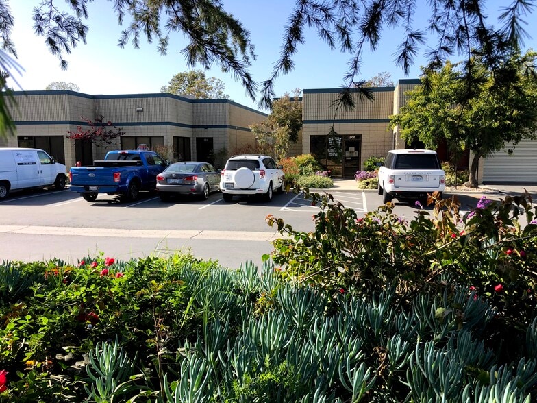 More Photos Of 2646 Palma Dr, Ventura Warehouse For Lease