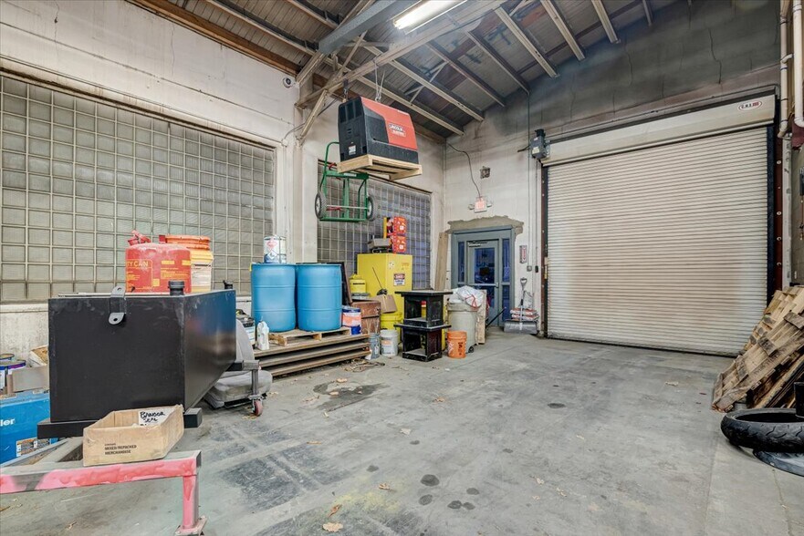 More Photos Of 530 S Main St, Bangor Manufacturing For Sale