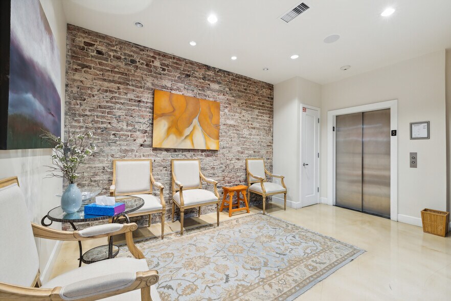 More Photos Of 250-260 Stockton St, San Francisco Office For Lease
