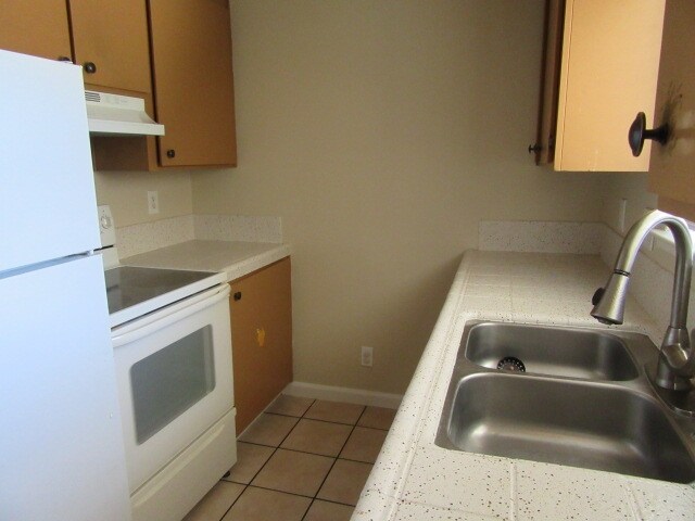 More Photos Of 7191 Eigleberry St, Gilroy Apartments For Sale