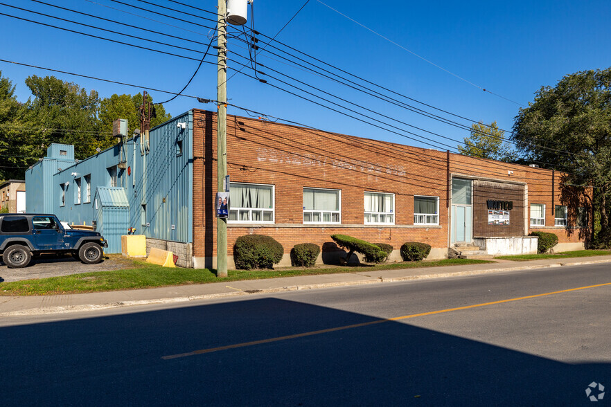 Primary Photo Of 55 Av Milton, Lachine Office For Sale