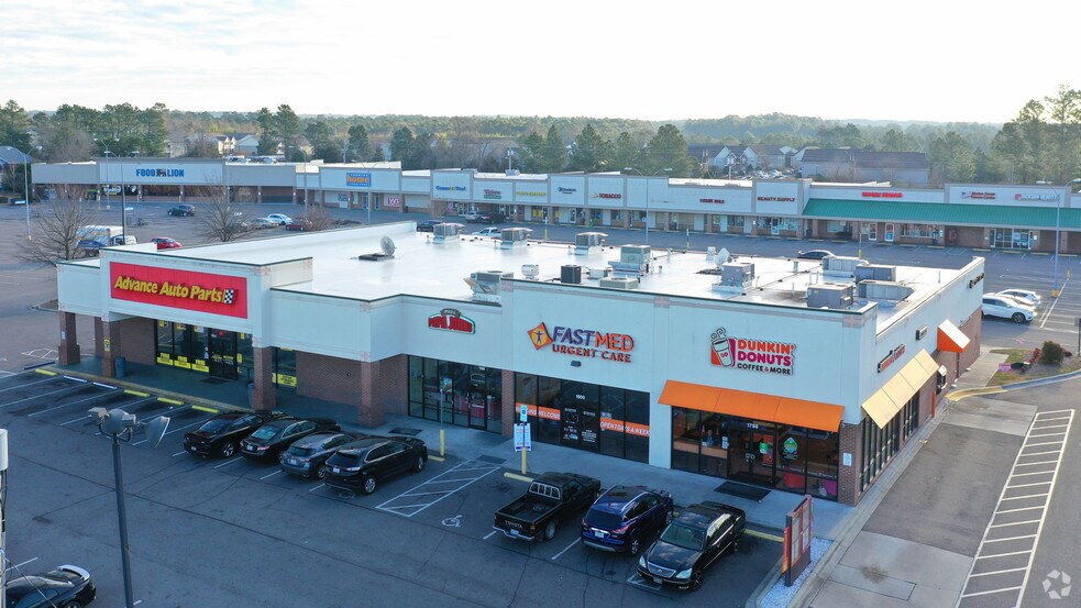 More Photos Of 1800-1832 N Sandhills Blvd, Aberdeen Unknown For Lease