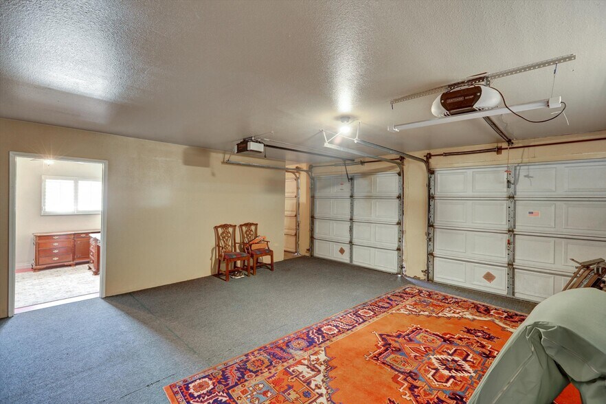 More Photos Of 784 Pomello Dr, Claremont Assisted Living For Lease