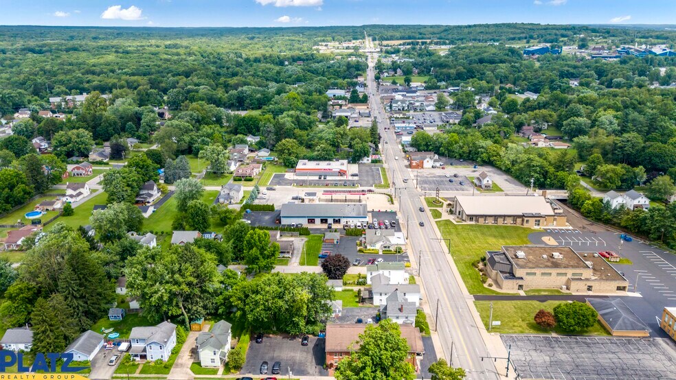 More Photos Of 350 N Main St, Hubbard Auto Repair For Sale