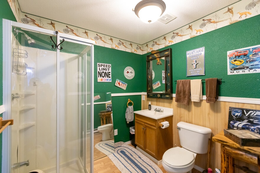 More Photos Of 620 Davis St, Wasco Specialty For Sale