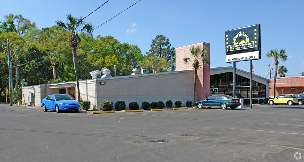 Primary Photo Of 1921 W Tennessee St, Tallahassee Restaurant For Lease