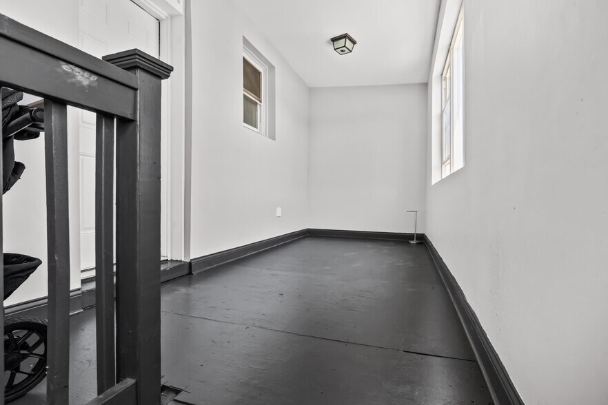 More Photos Of 2209 N Mango Ave, Chicago Apartments For Sale