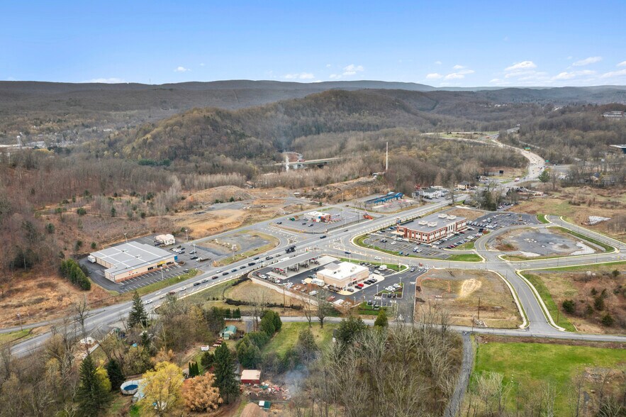 More Photos Of 237 Mosier Farm dr, East Stroudsburg Convenience Store For Sale