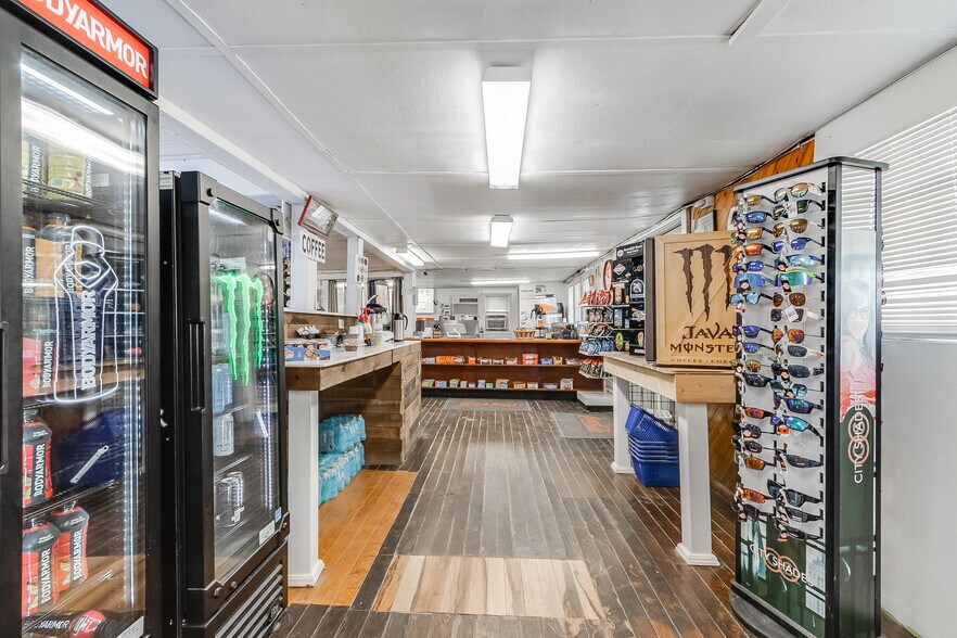 More Photos Of 2 S Bay Shore Dr, Milton Convenience Store For Sale