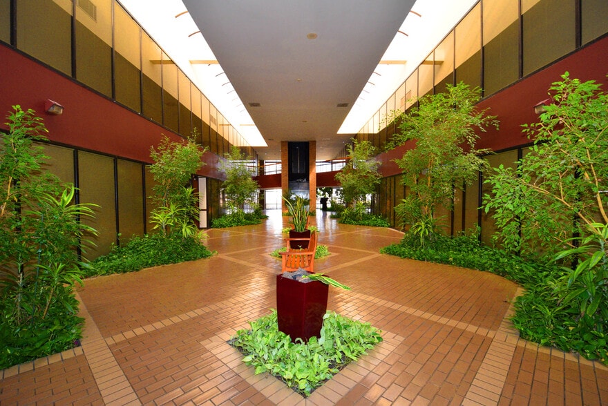 More Photos Of 4646 Corona Dr, Corpus Christi Office For Lease