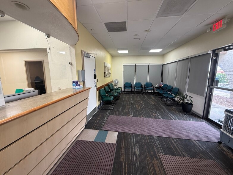 More Photos Of 3220 W Charleston Blvd, Las Vegas Medical For Lease