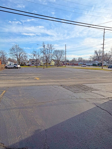 More Photos Of 2201 E Prairie St, Decatur Religious Facility For Sale