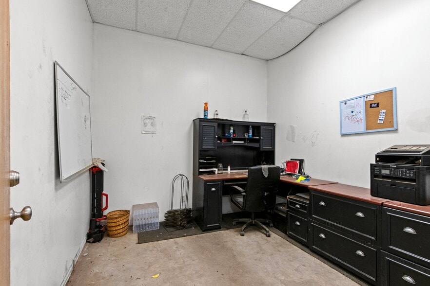 More Photos Of 118 E Pulaski St, Pulaski Storefront Retail Residential For Sale