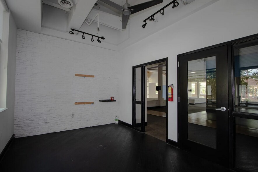 More Photos Of 3225 Sunset Blvd, West Columbia Medical For Sale