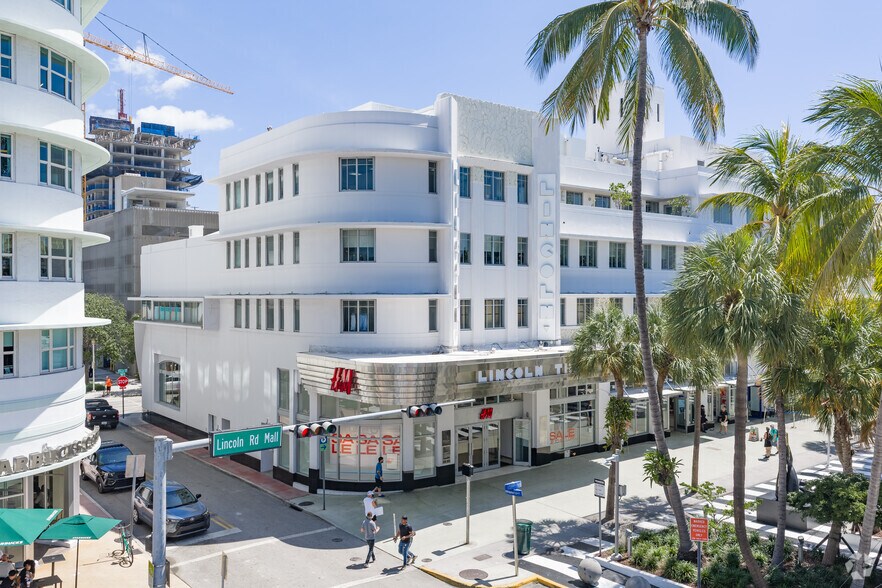 Primary Photo Of 541-551 Lincoln Rd, Miami Beach Storefront For Lease