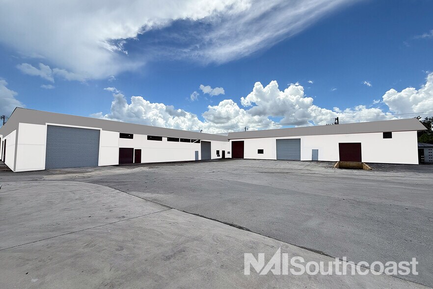 More Photos Of 657 NE Dixie Hwy, Jensen Beach Industrial For Lease