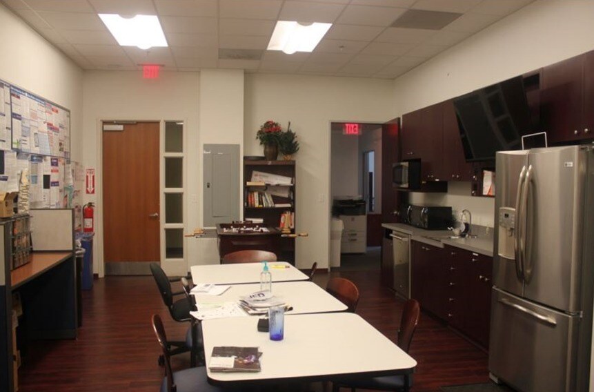 More Photos Of 43130 Amberwood Plz, South Riding Medical For Sale