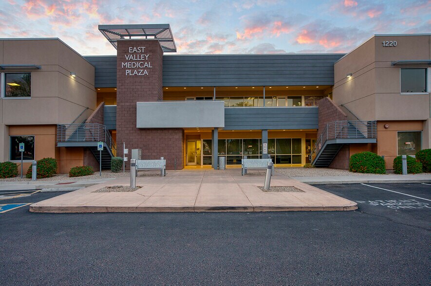 More Photos Of 1220 S Higley Rd, Mesa Medical For Lease