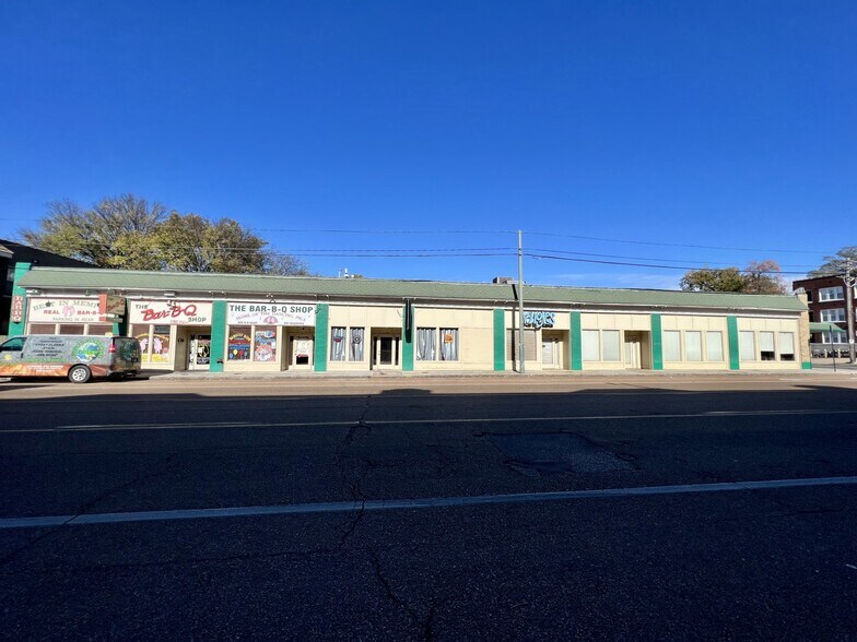 More Photos Of 1782-1798 Madison Ave, Memphis Storefront For Sale