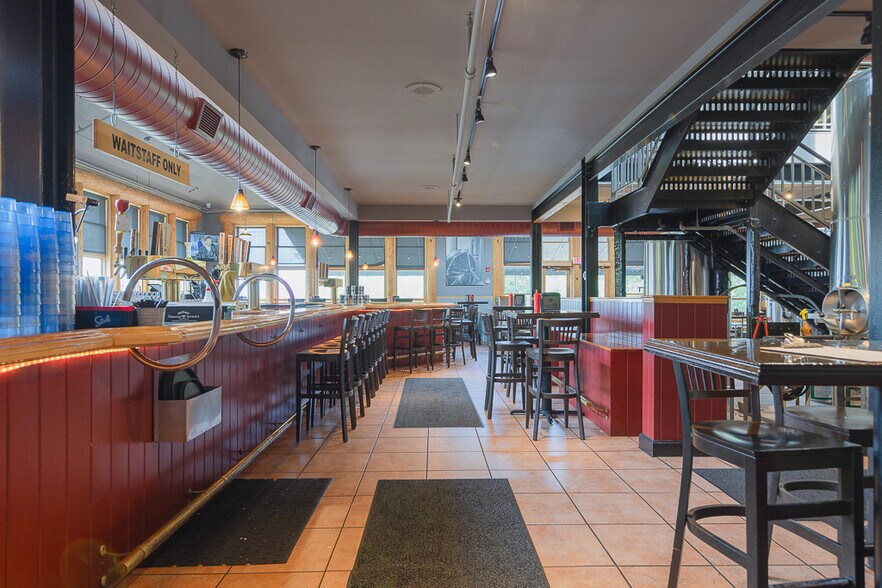 More Photos Of 3 Main St, New Paltz Restaurant For Sale