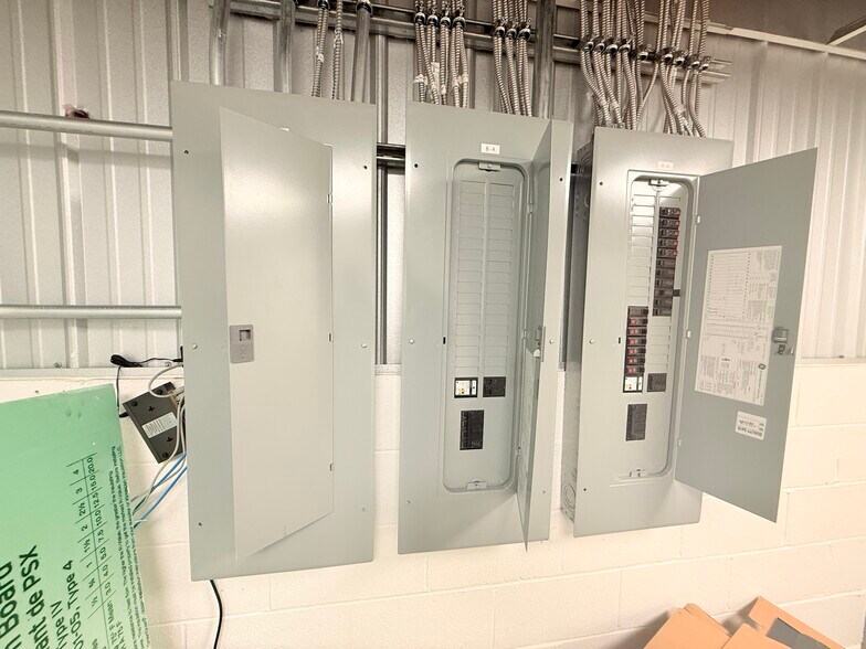 More Photos Of 16 Baby Back Pl, Pipestem Flex For Sale