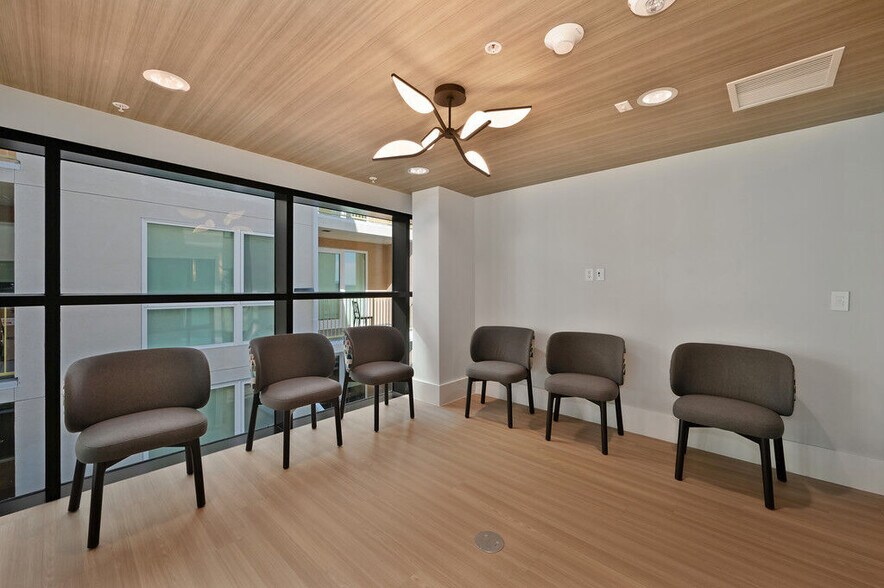 More Photos Of 5570 Rosemead Blvd, Temple City Apartments For Lease