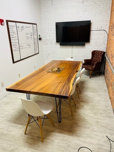 More Photos Of 465 Ellicott St, Buffalo Office For Lease