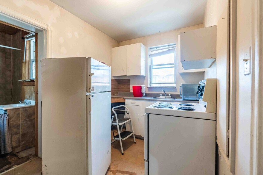 More Photos Of 396-400 Melvin Ave, Sudbury Apartments For Sale