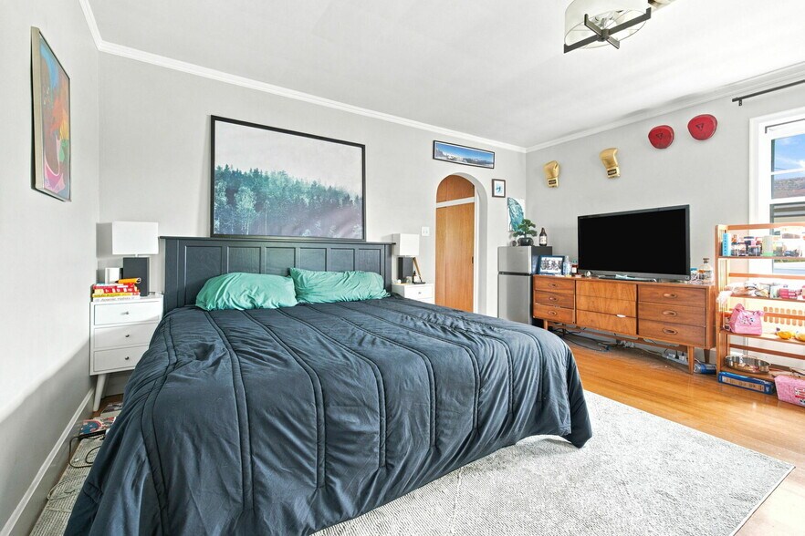 More Photos Of 2715 Sullins St, Knoxville Apartments For Sale