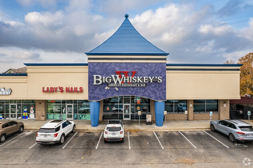 More Photos Of 1440 W Republic Rd, Springfield General Retail For Lease