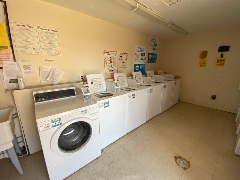 More Photos Of 500 S Leach Ave, Watonga Apartments For Sale