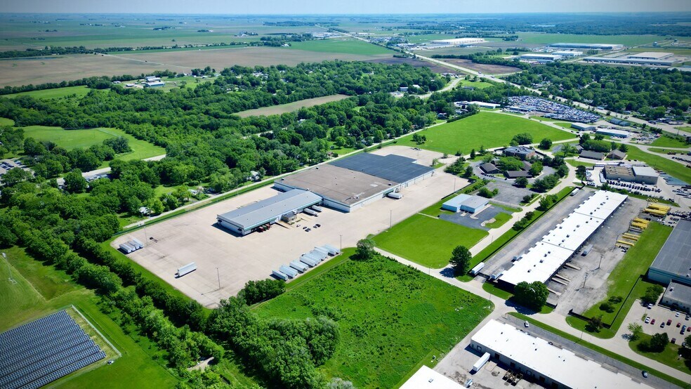 More Photos Of 2380 E Millikin Pky, Decatur Distribution For Lease