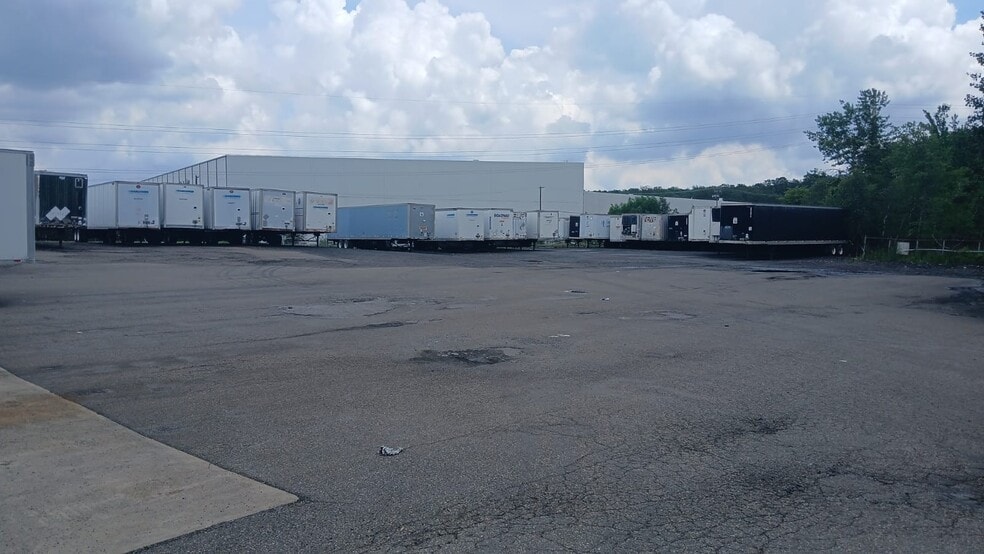 More Photos Of 502 Forest Rd, Hazleton Manufacturing For Lease