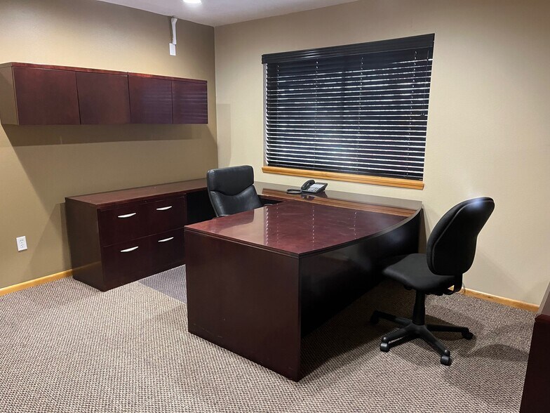 More Photos Of 2715 E 31st Ave, Spokane Office For Sale