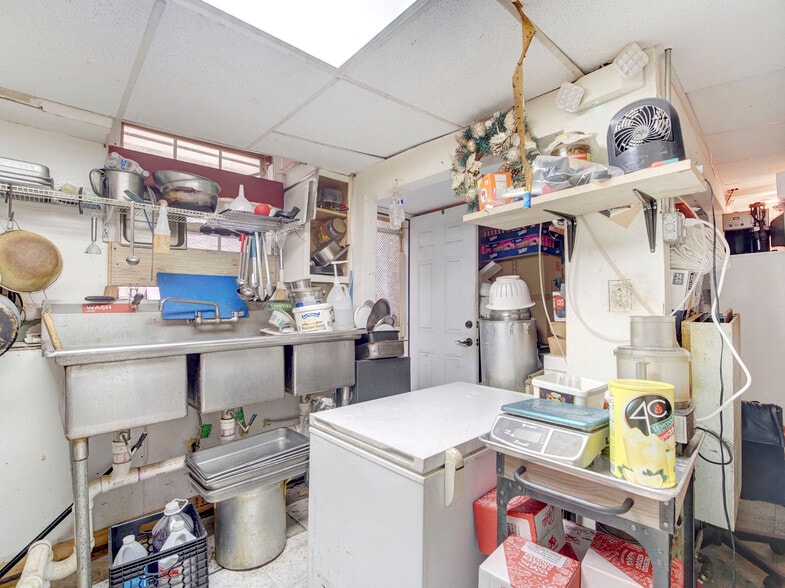 More Photos Of 991 Broadway, Bayonne Storefront Retail Residential For Sale