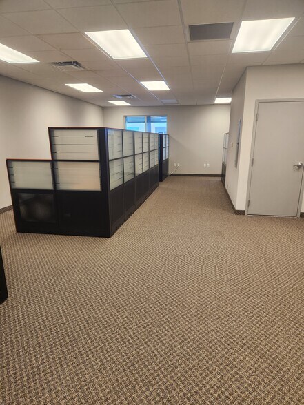 More Photos Of 1801-1867 Banks Rd, Margate Office For Lease