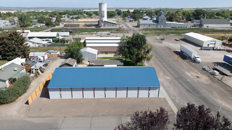 More Photos Of 288 Main St S, Hansen Warehouse For Sale