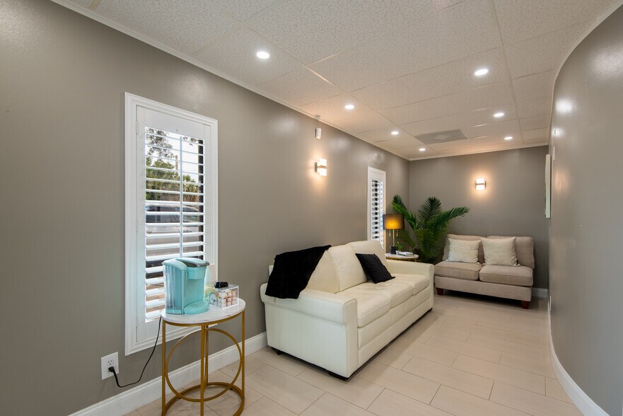 More Photos Of 315 E Strawbridge Ave, Melbourne Medical For Lease