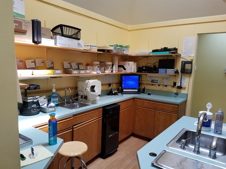 More Photos Of 3235 Main Ave, Durango Medical For Lease