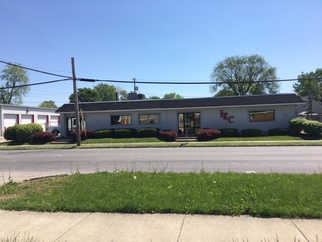 More Photos Of 241 S State Ave, Indianapolis Warehouse For Sale