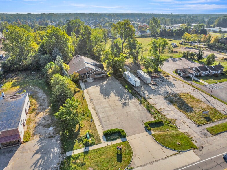 More Photos Of 435 Sumpter rd, Belleville Hospital For Sale