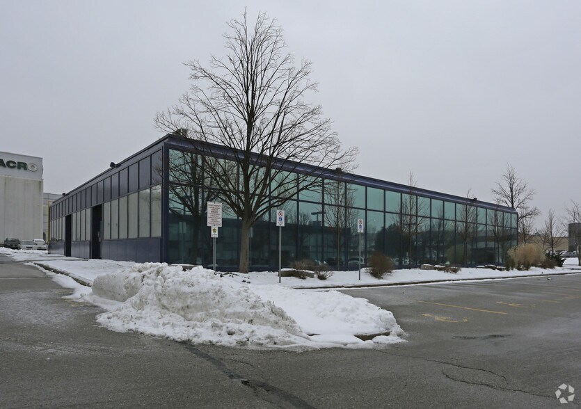 More Photos Of 175 E Traders Blvd, Mississauga Office For Lease