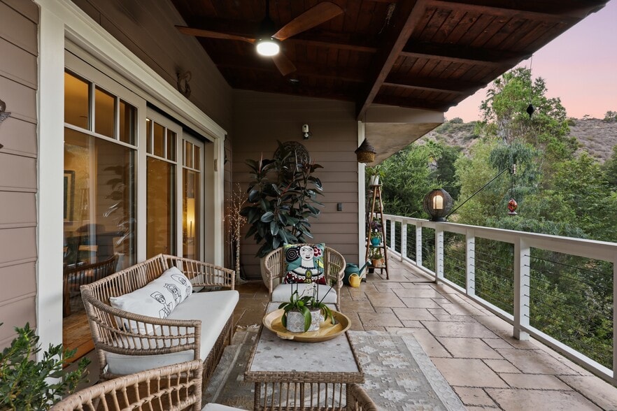 More Photos Of 11358 Creek Rd, Ojai Flex For Sale