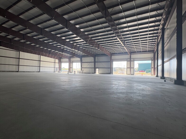 More Photos Of 109 Western Industrial Dr, Cranston Warehouse For Sale